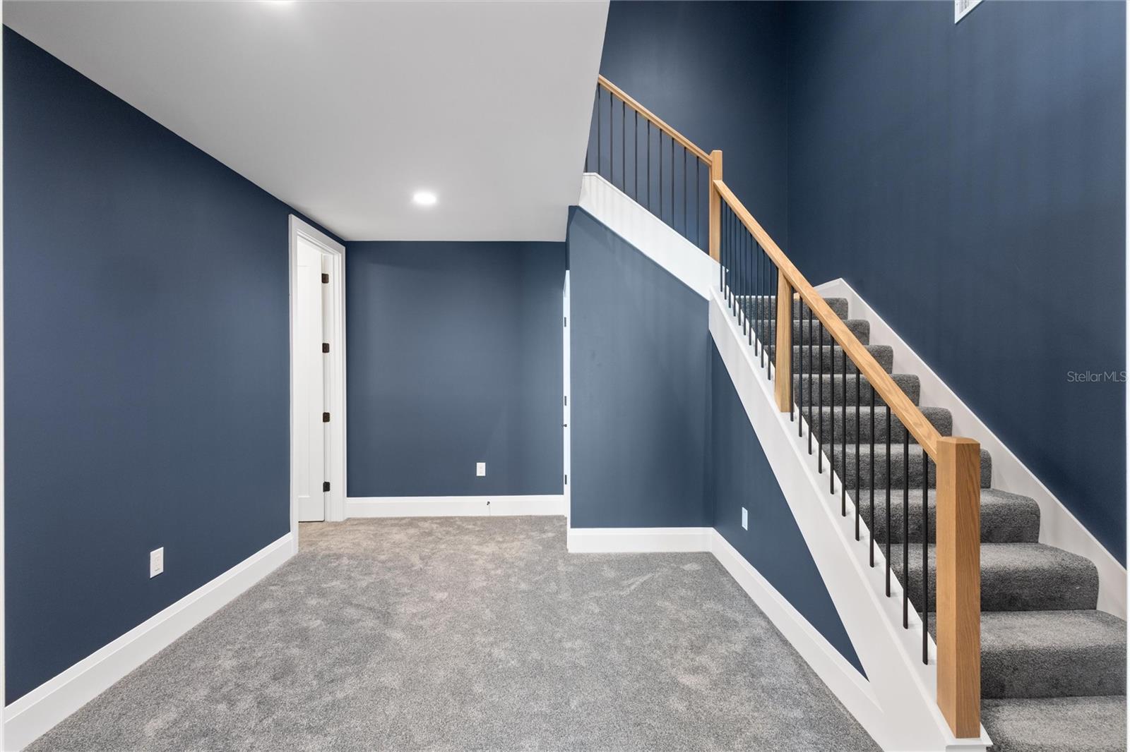 510 MUIRFIELD LOOP