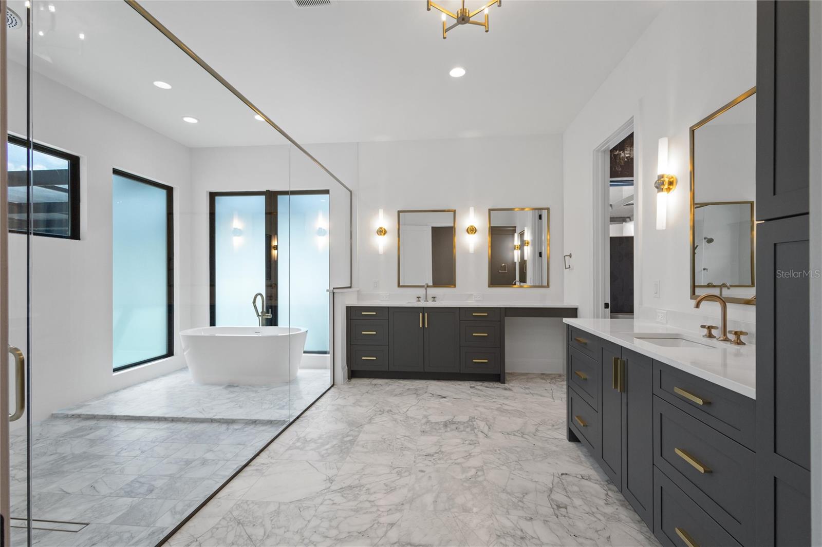 510 MUIRFIELD LOOP