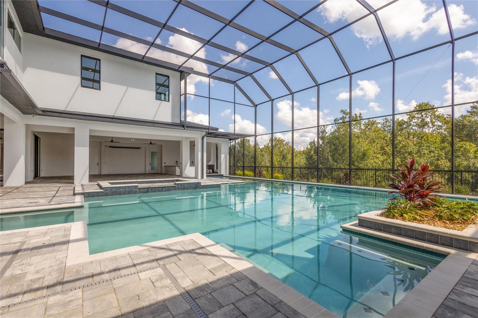 510 MUIRFIELD LOOP