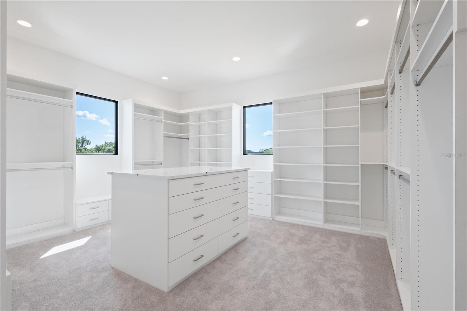 510 MUIRFIELD LOOP