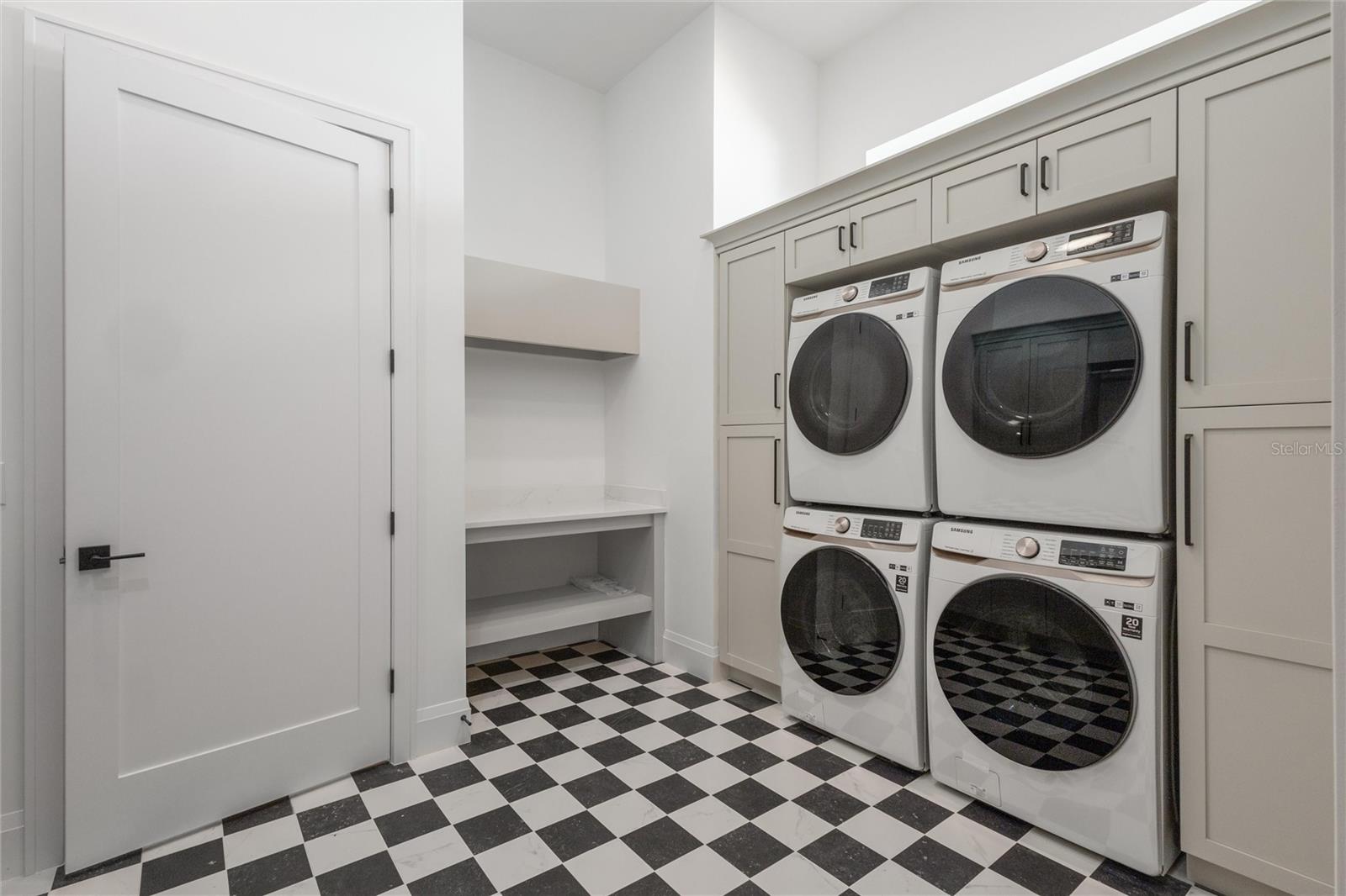 510 MUIRFIELD LOOP
