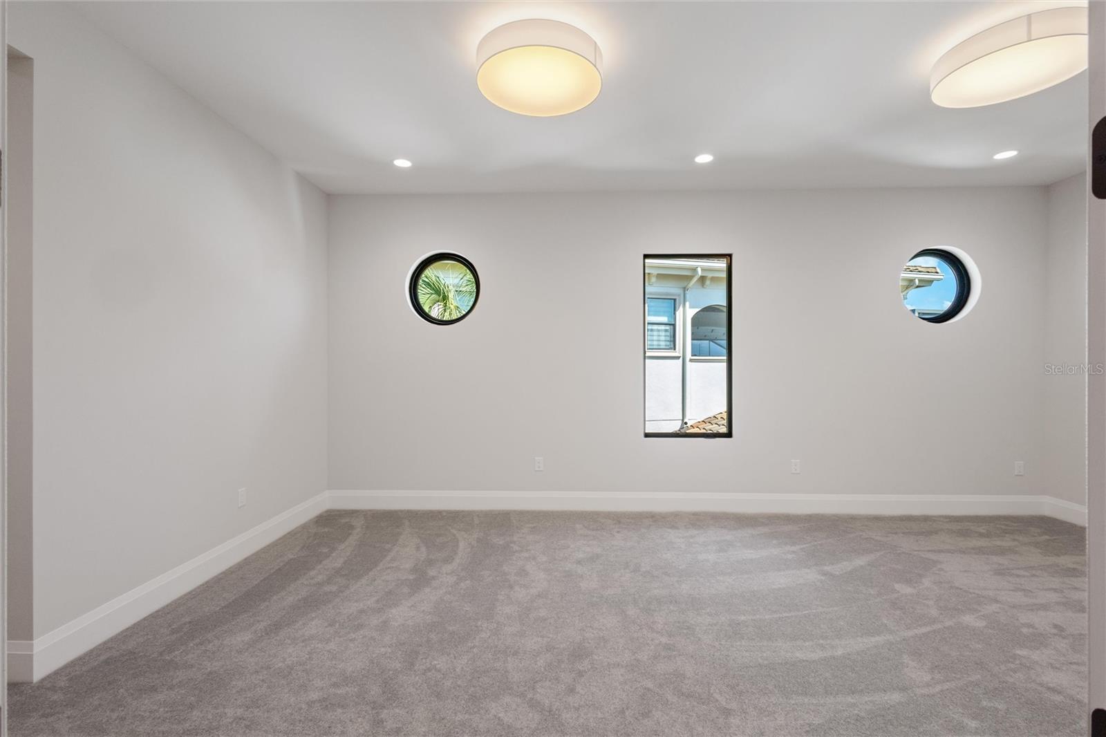 510 MUIRFIELD LOOP