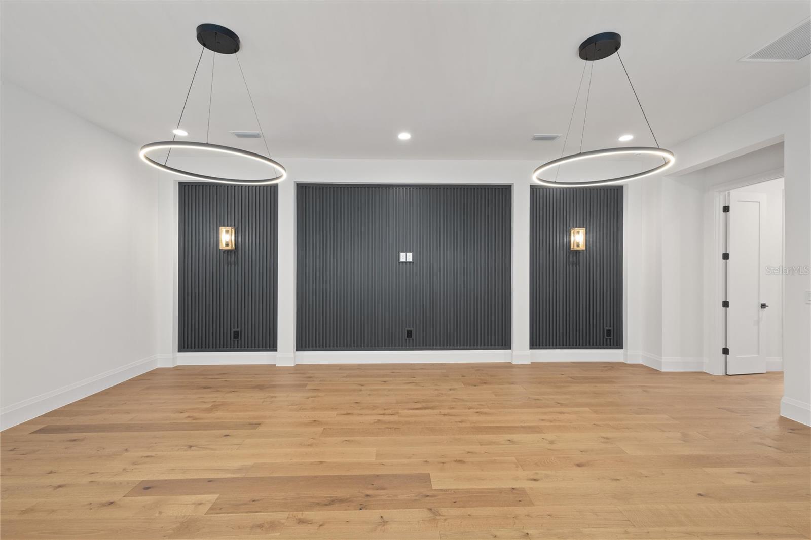 510 MUIRFIELD LOOP