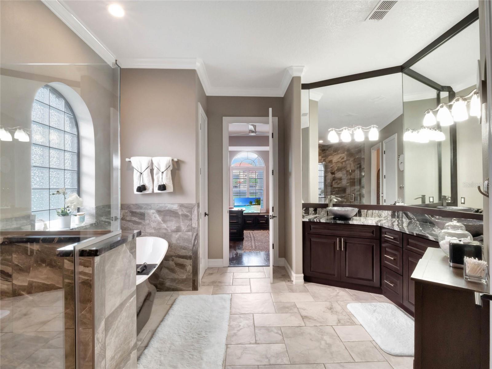 8585 CYPRESS RIDGE CT