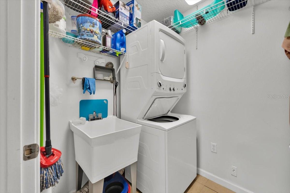 12017 VILLANOVA DR #102