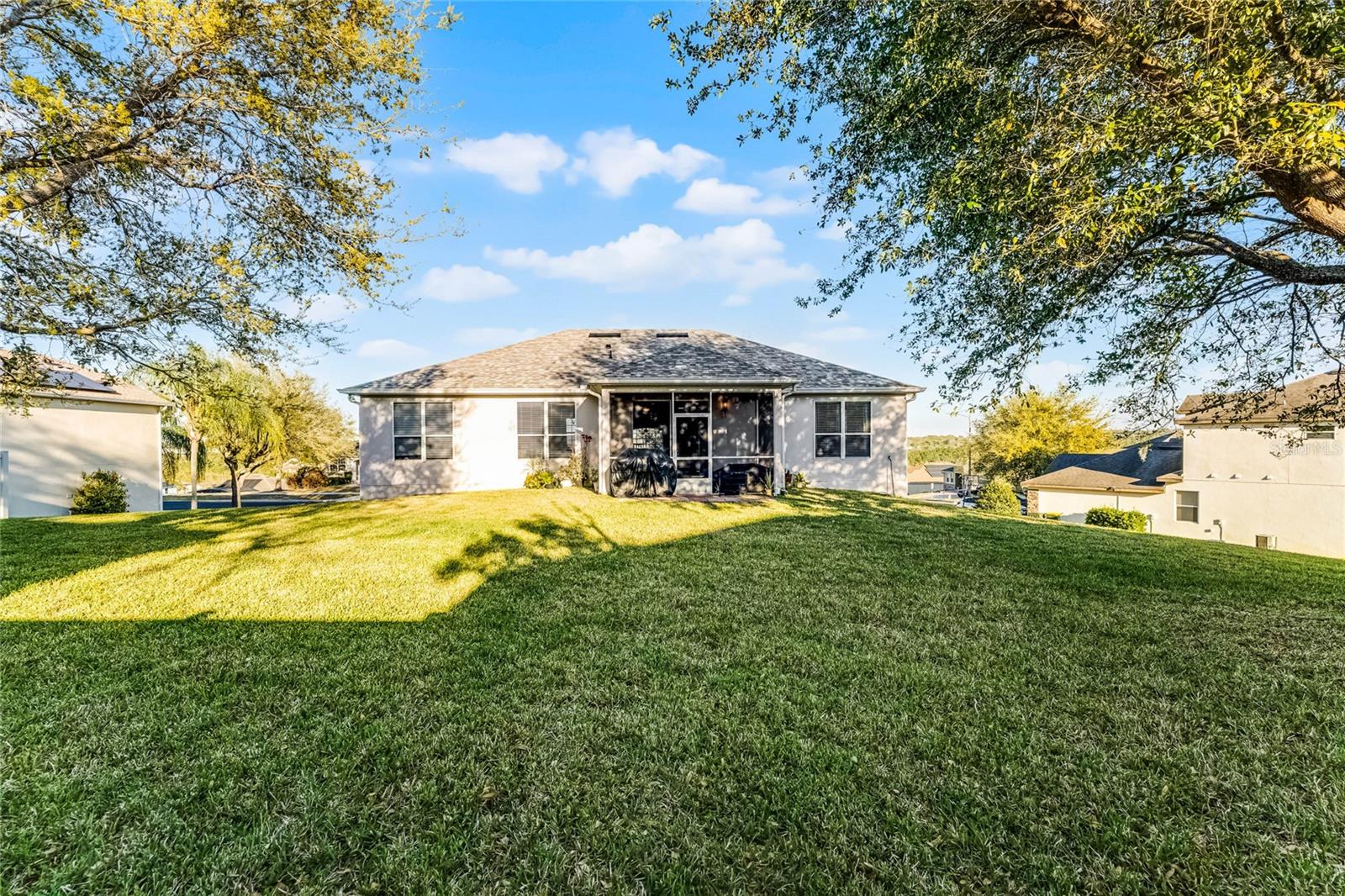 1865 SANDERLING DR
