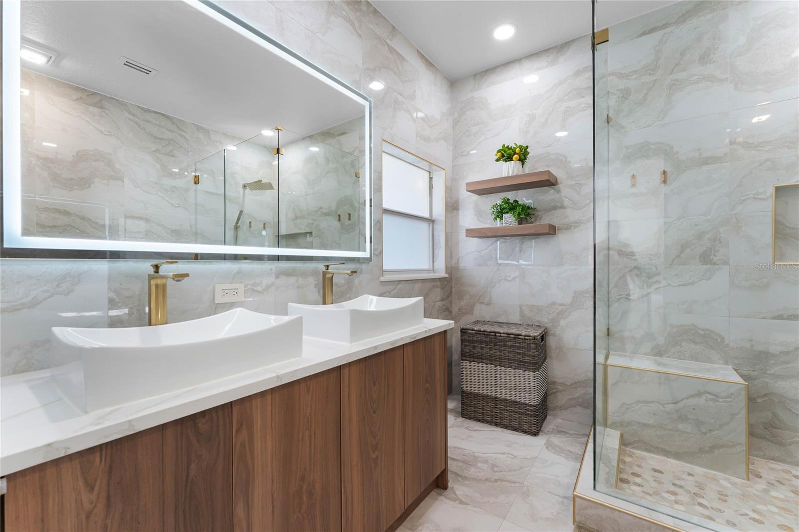 2258 CRYSTAL FALLS WAY