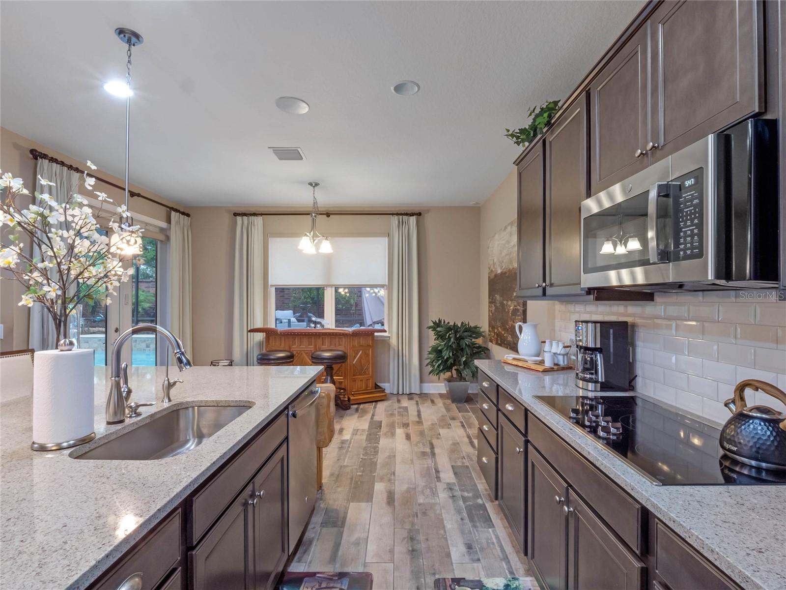 3637 CHANDLER ESTATES DR