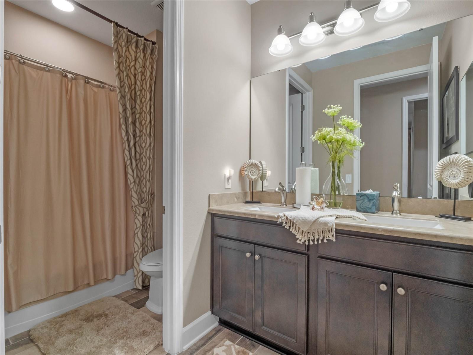 3637 CHANDLER ESTATES DR