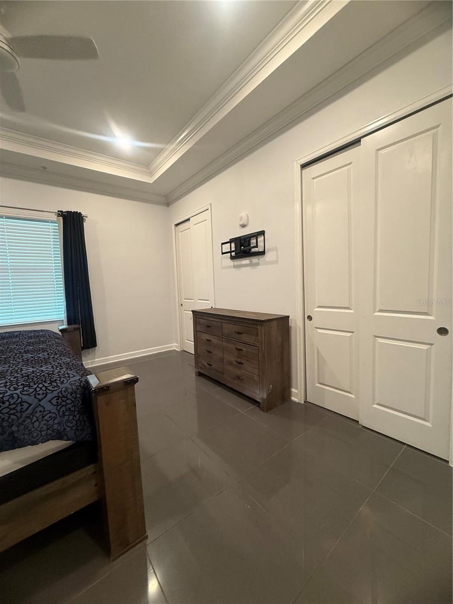 4721 CLOCK TOWER DR #402