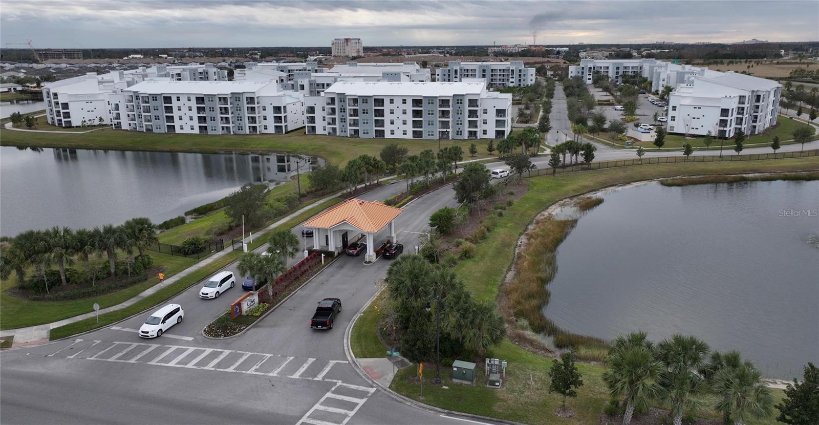 4721 CLOCK TOWER DR #402