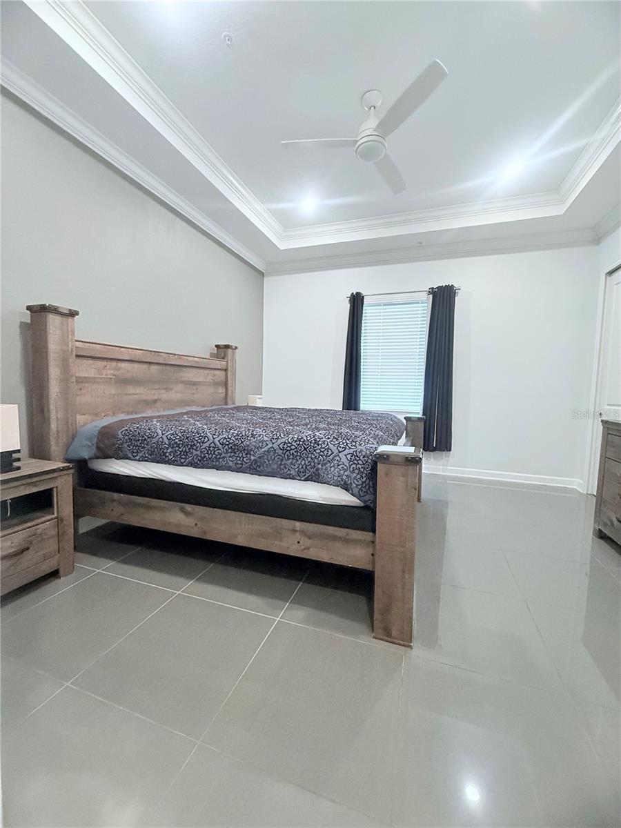 4721 CLOCK TOWER DR #402