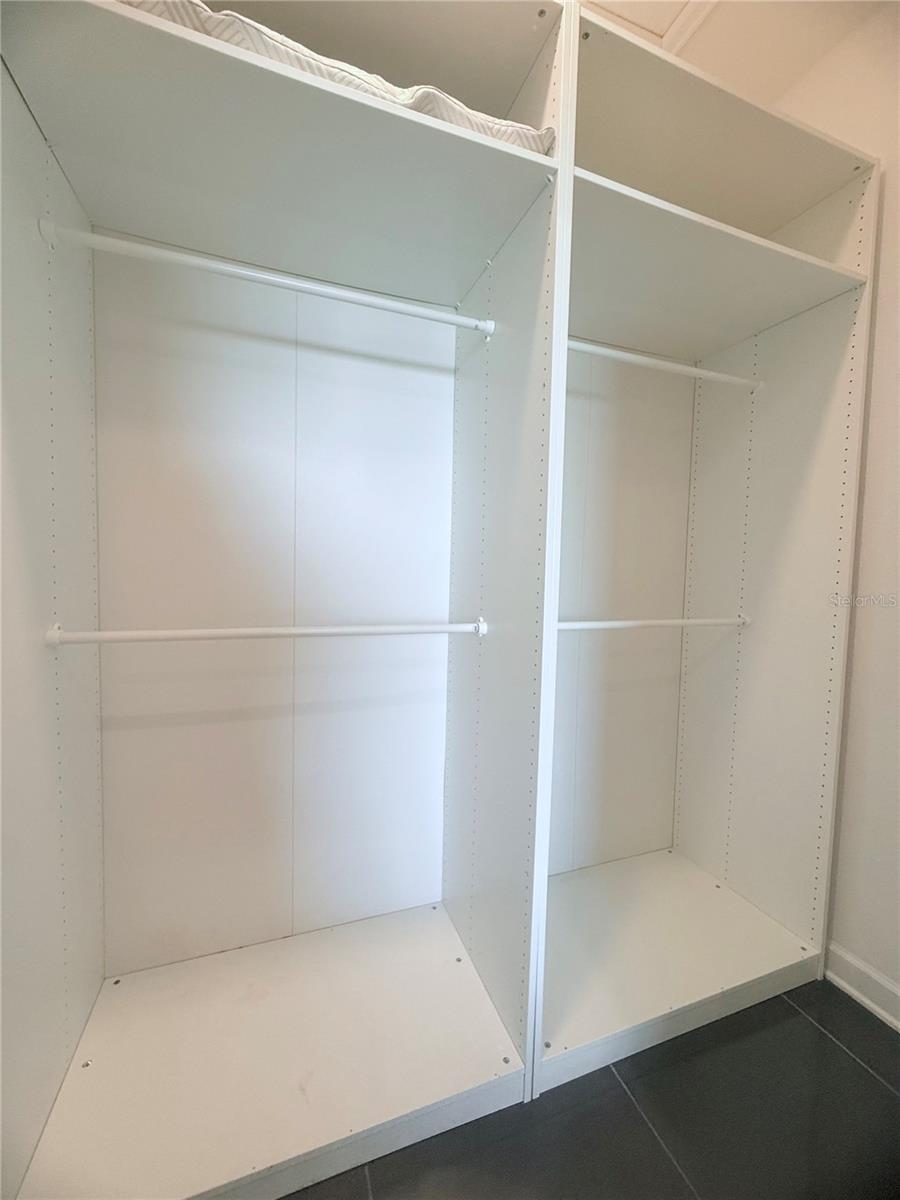 4721 CLOCK TOWER DR #402