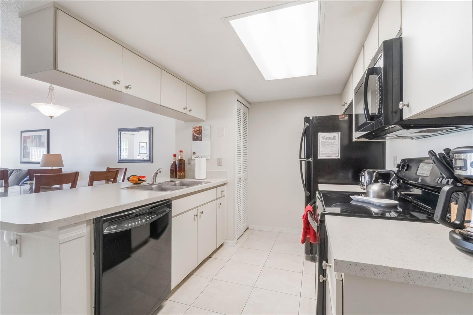 2047 ROYAL BAY BLVD #21