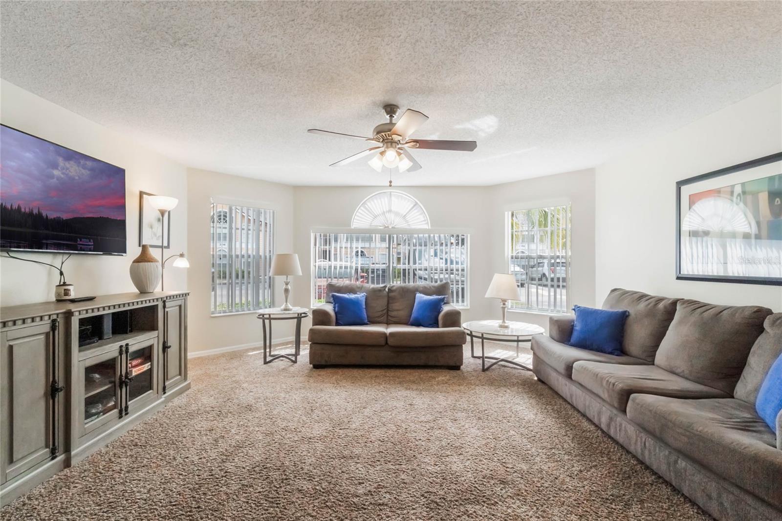 2047 ROYAL BAY BLVD #21