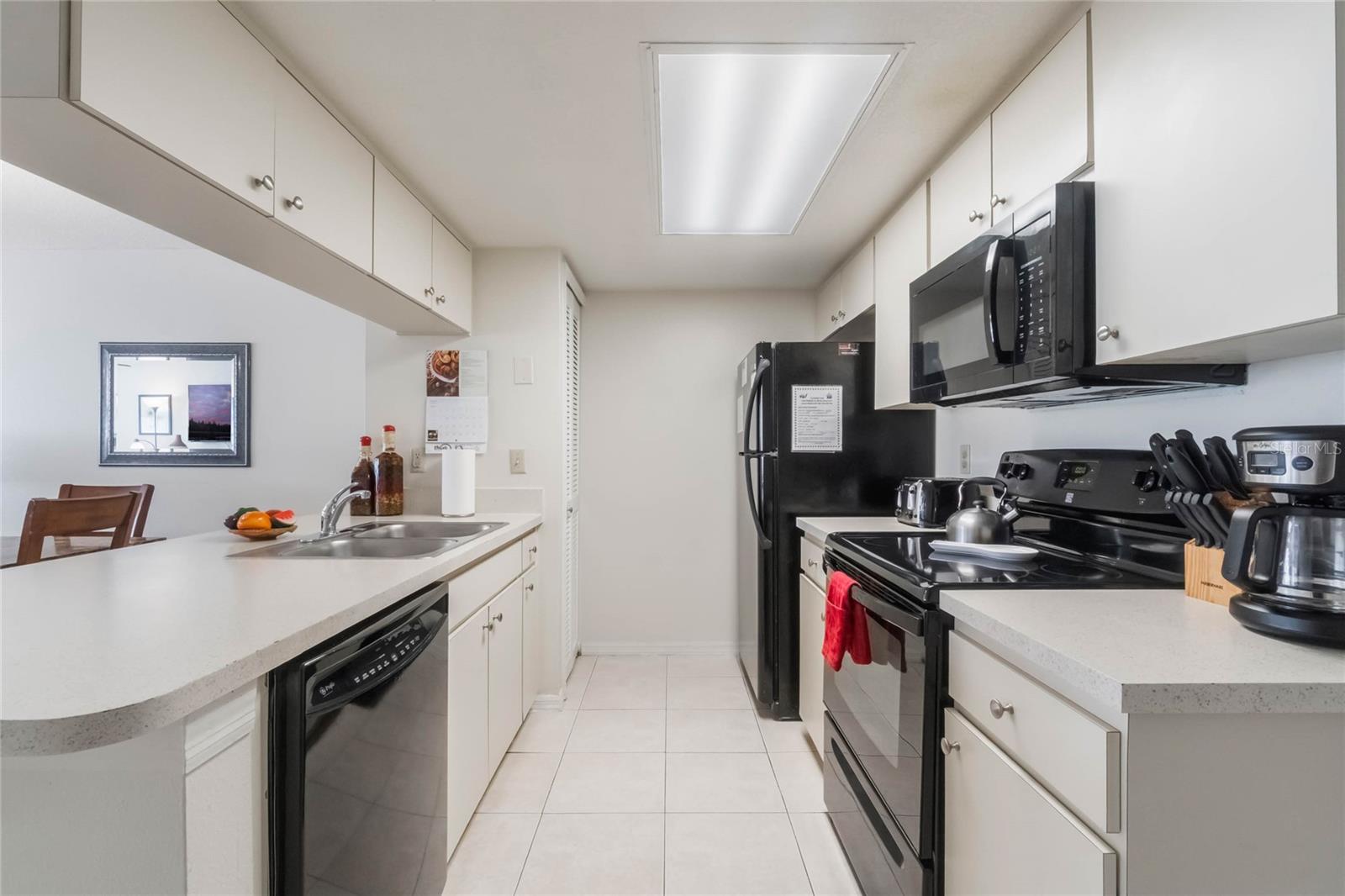 2047 ROYAL BAY BLVD #21