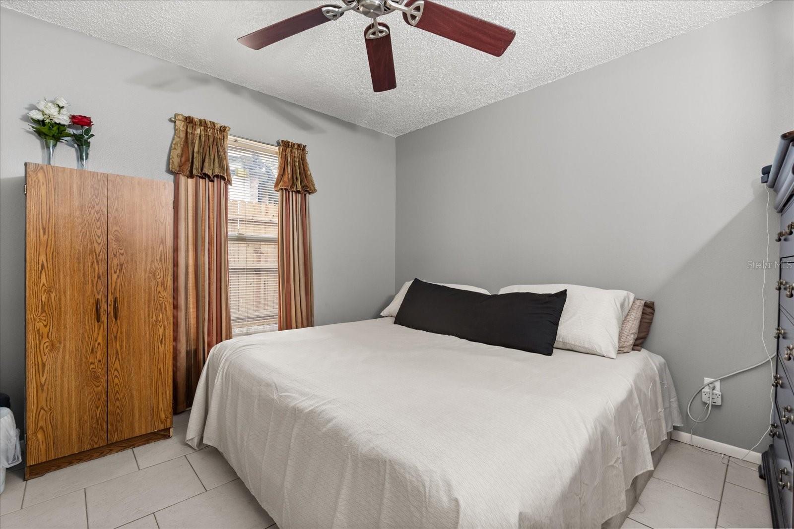 7151 HIAWASSEE OAK DR