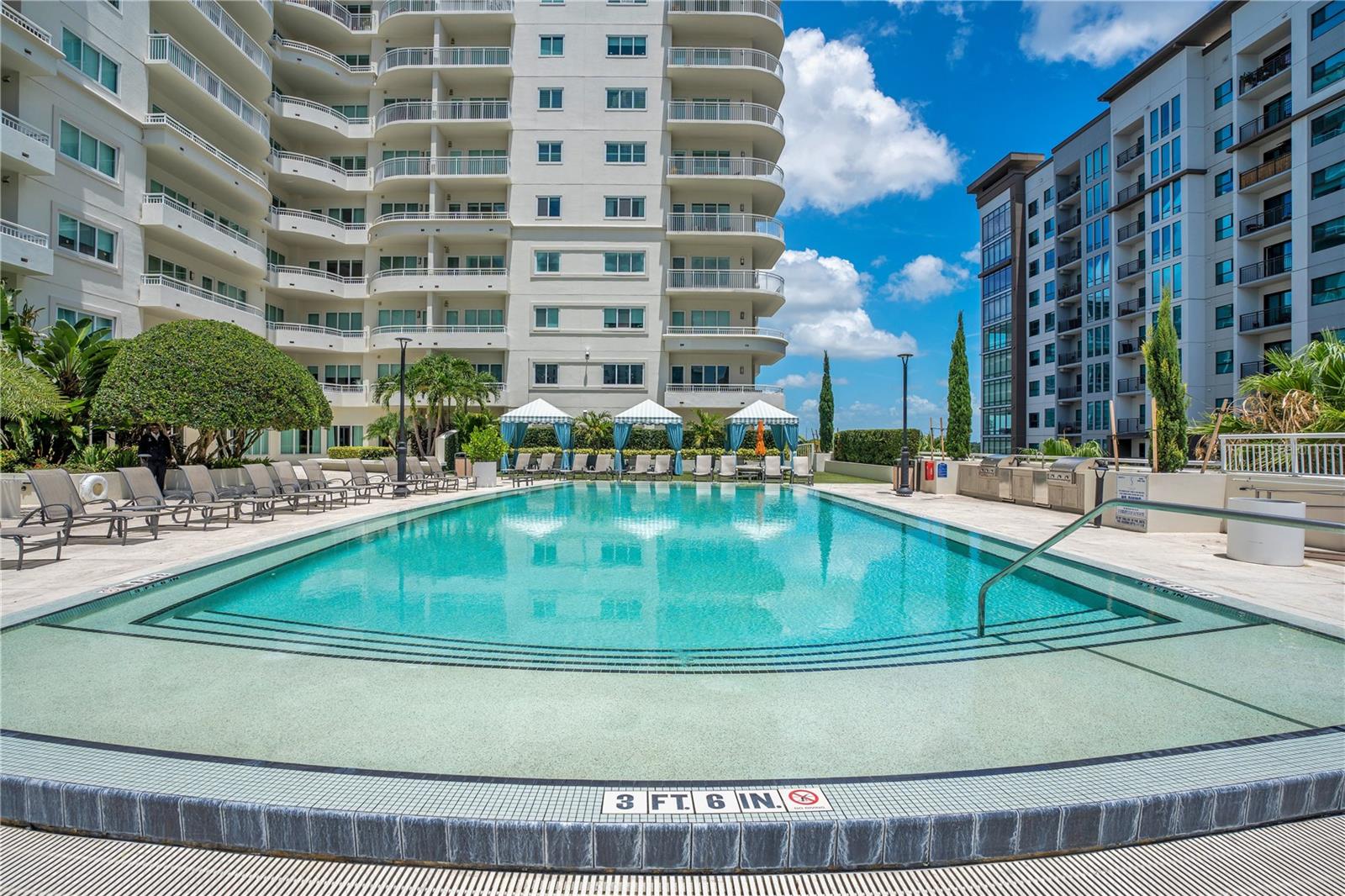 100 S EOLA DR #1102