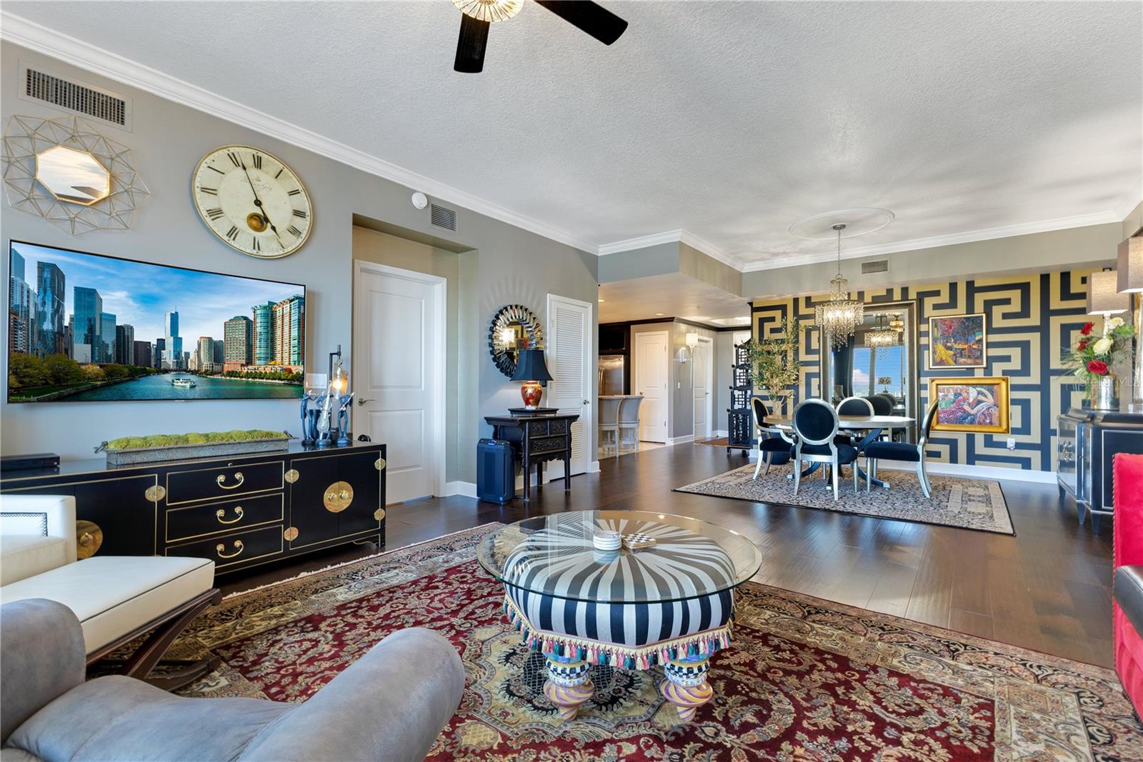 100 S EOLA DR #1102