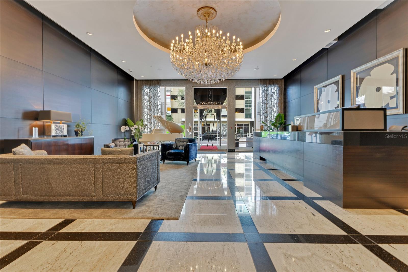 100 S EOLA DR #1102