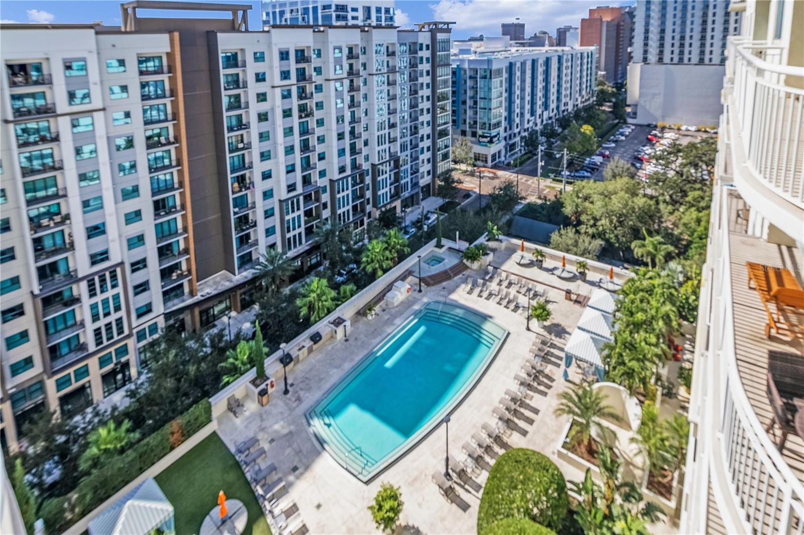 100 S EOLA DR #1102
