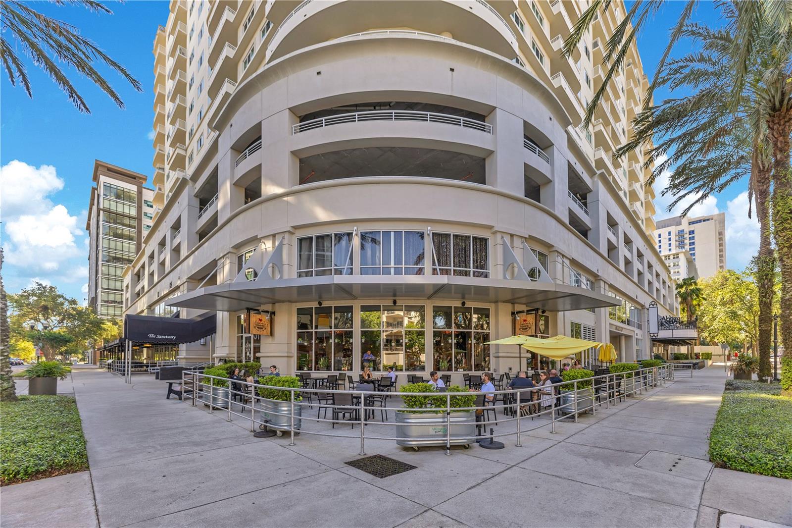 100 S EOLA DR #1102