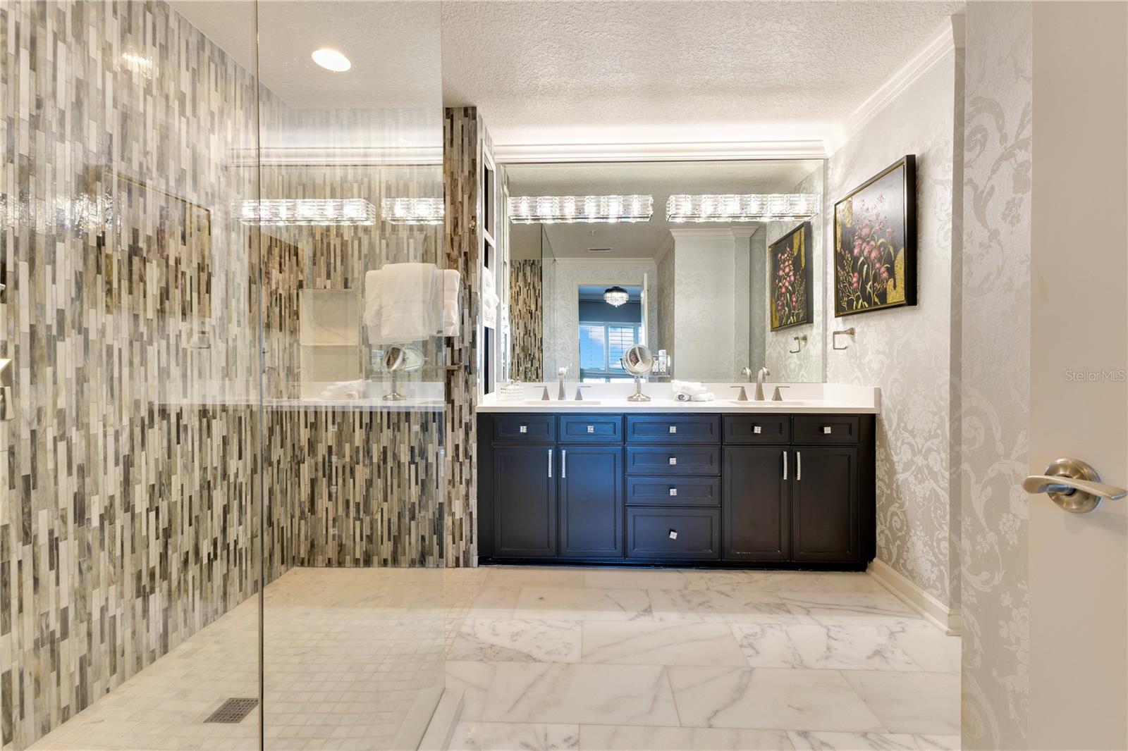 100 S EOLA DR #1102