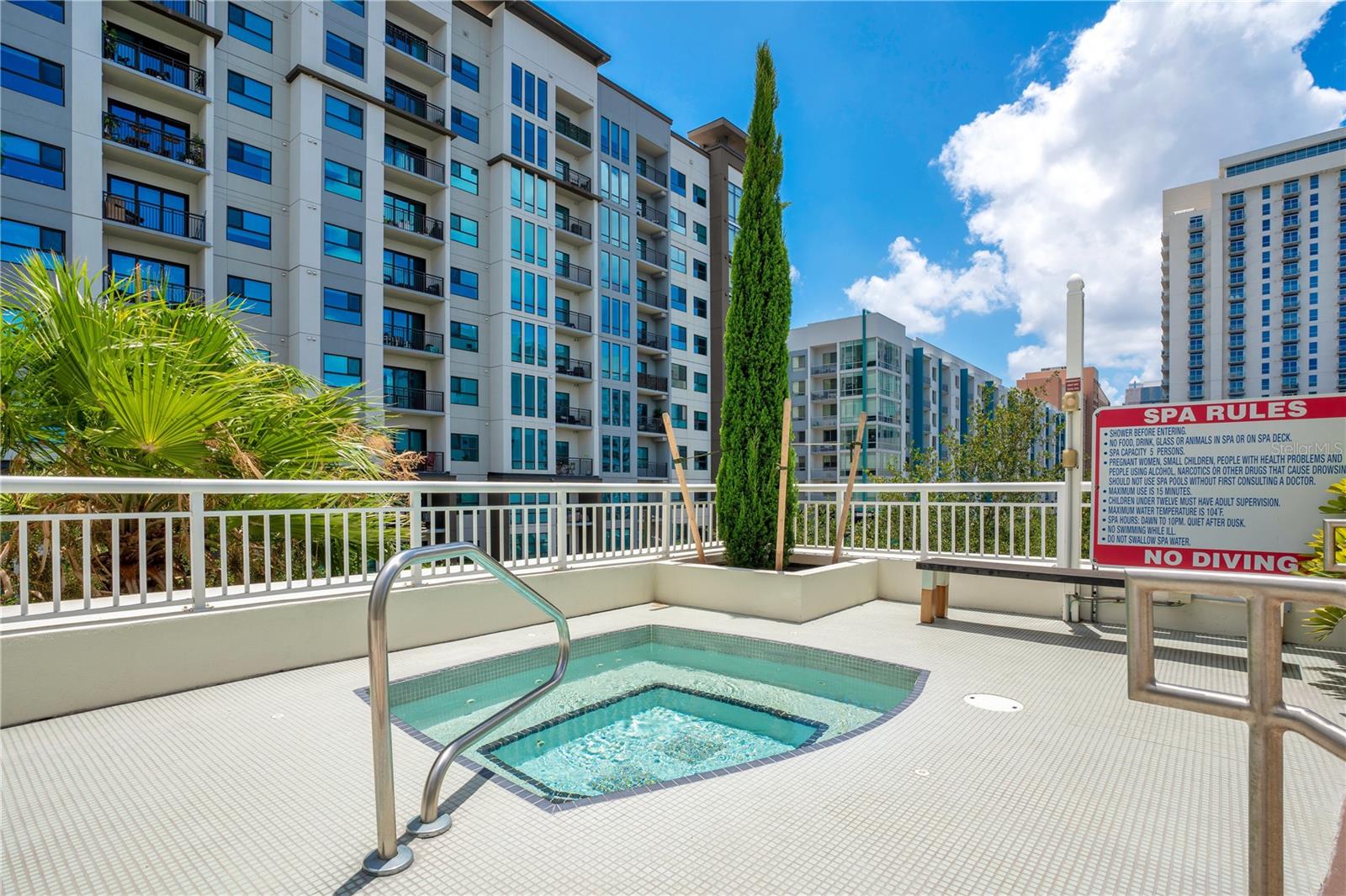 100 S EOLA DR #1102