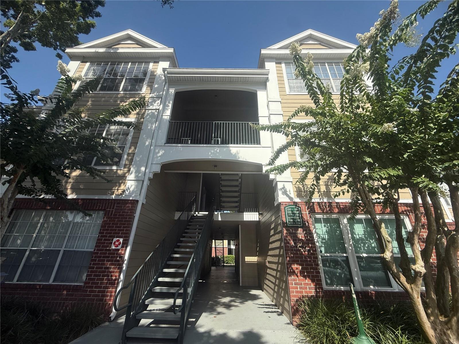 13003 PLANTATION PARK CIR #13110