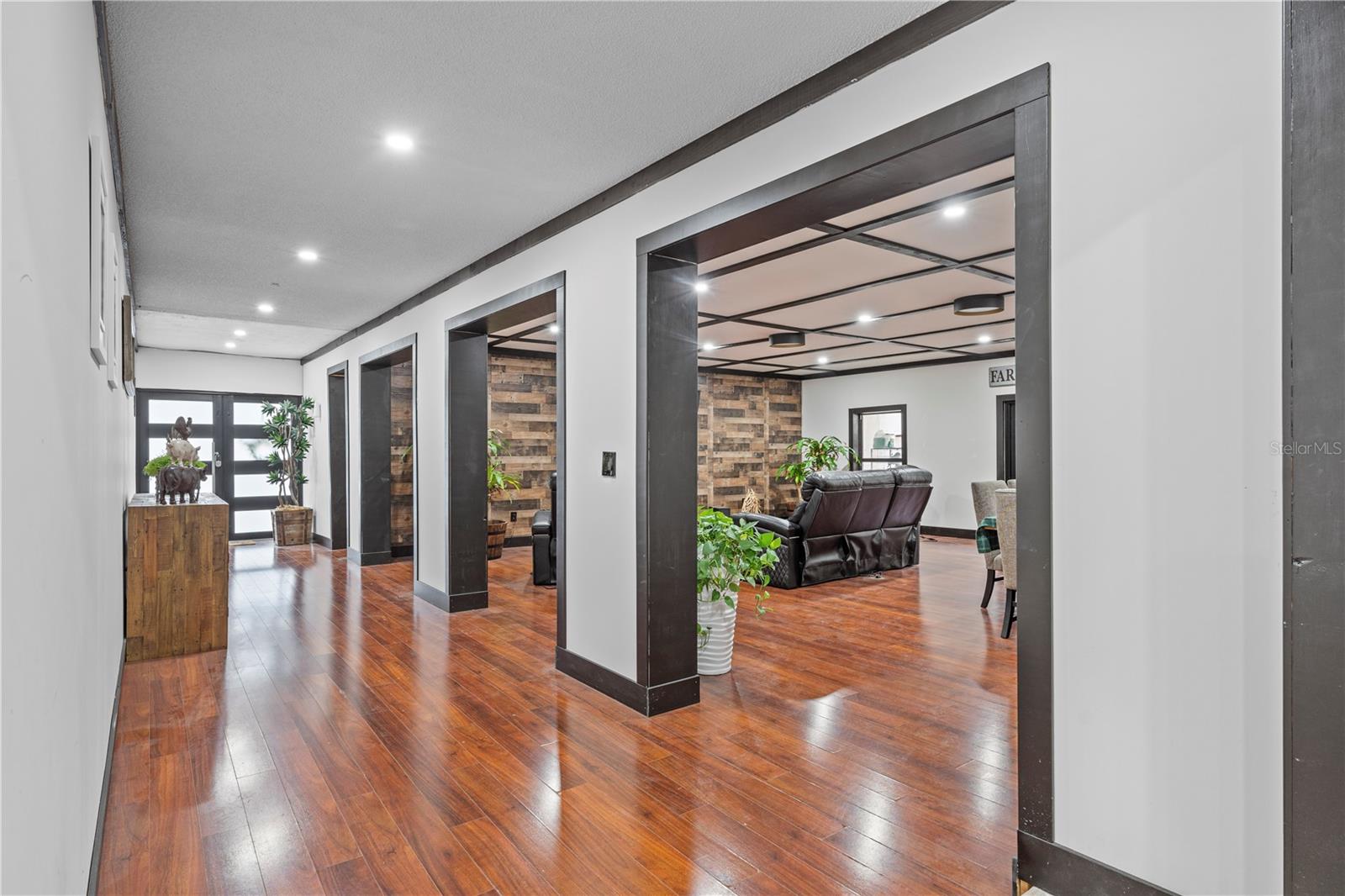409 SAN SEBASTIAN PRADO