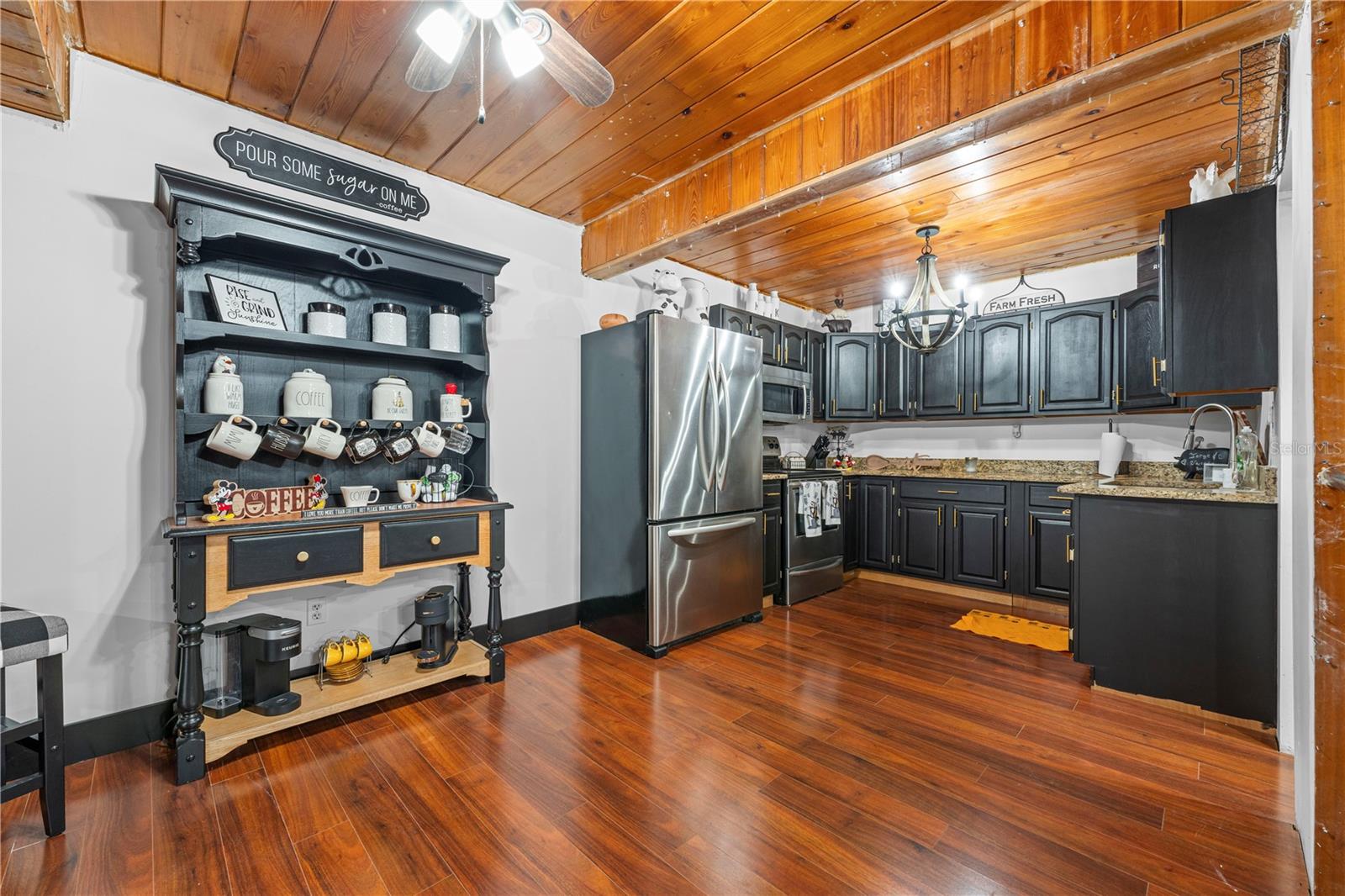 409 SAN SEBASTIAN PRADO