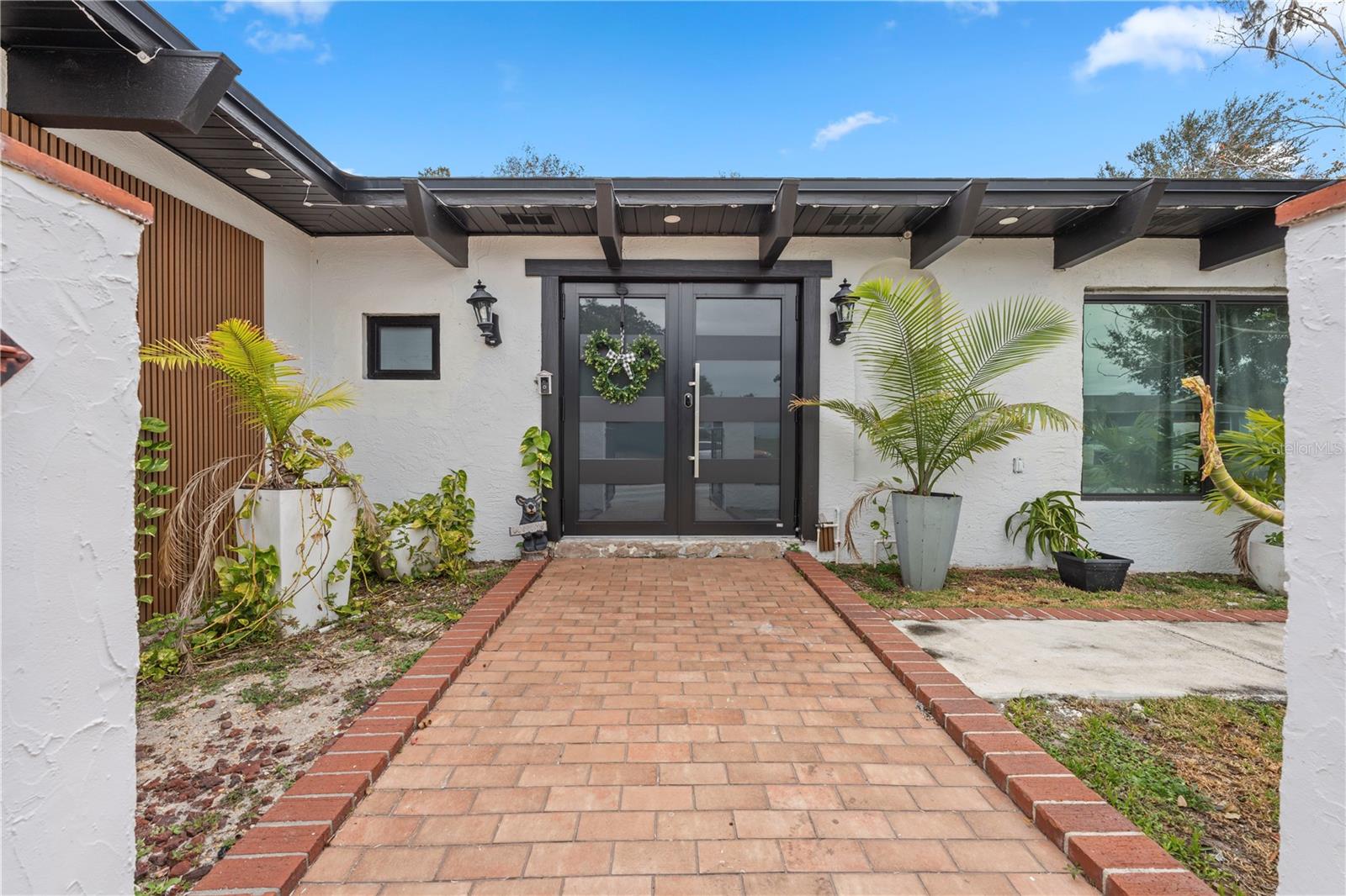 409 SAN SEBASTIAN PRADO