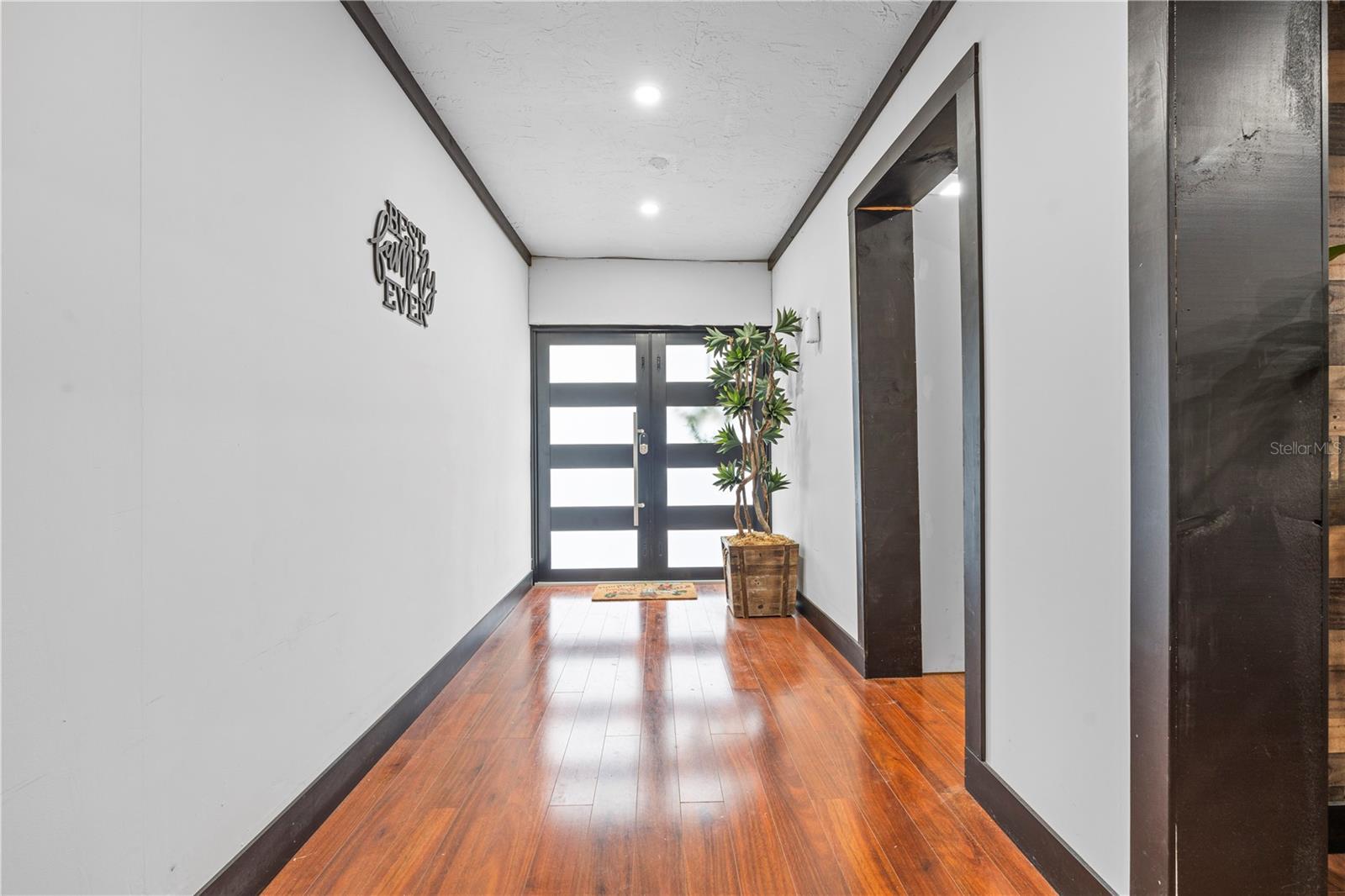 409 SAN SEBASTIAN PRADO