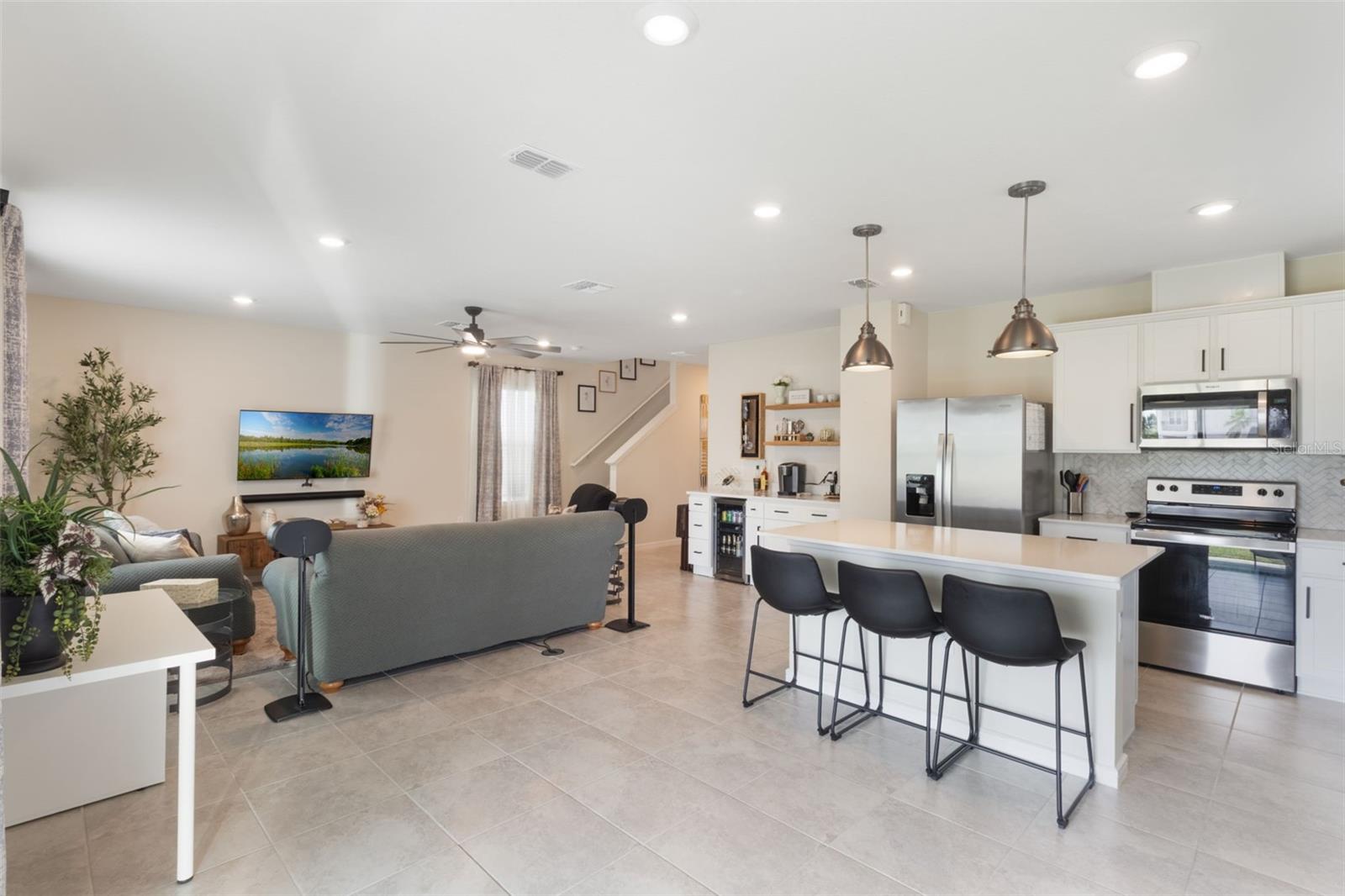 1650 DELIGHTFUL DR