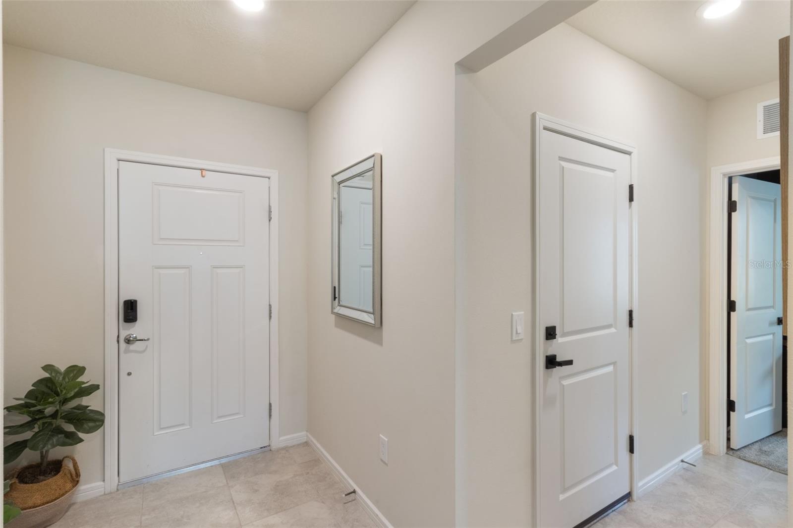 1650 DELIGHTFUL DR