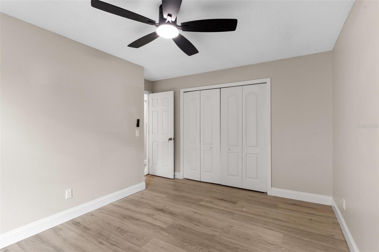 7025 HIAWASSEE OAK DR