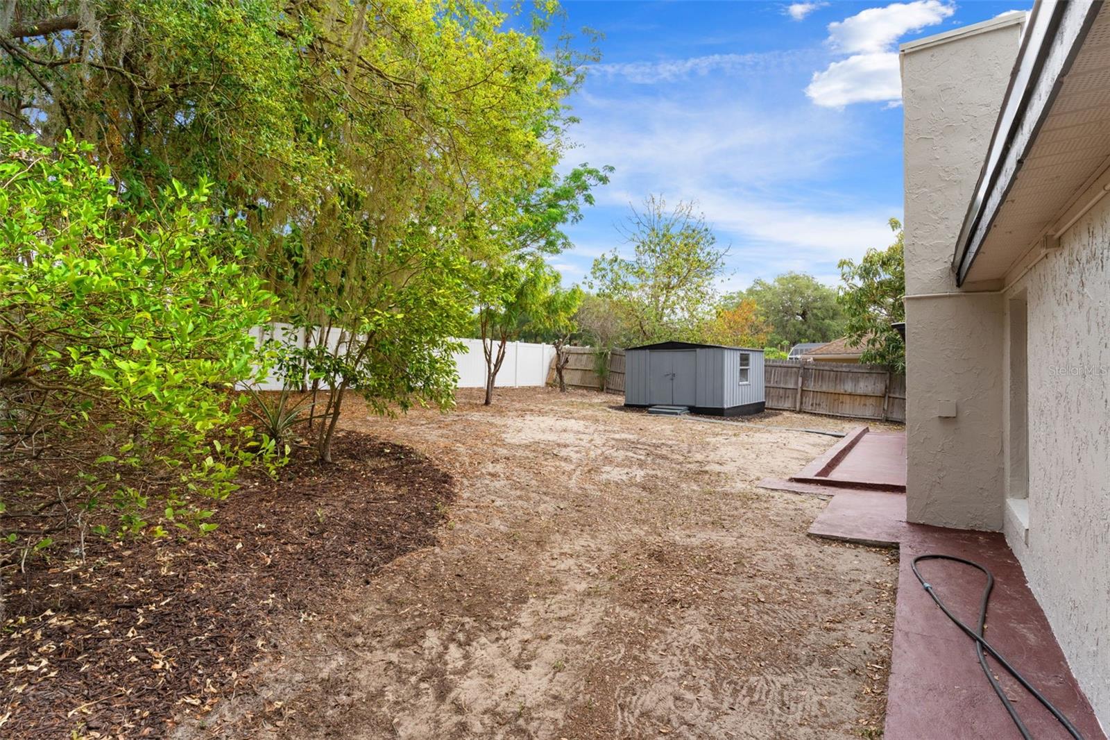 7025 HIAWASSEE OAK DR