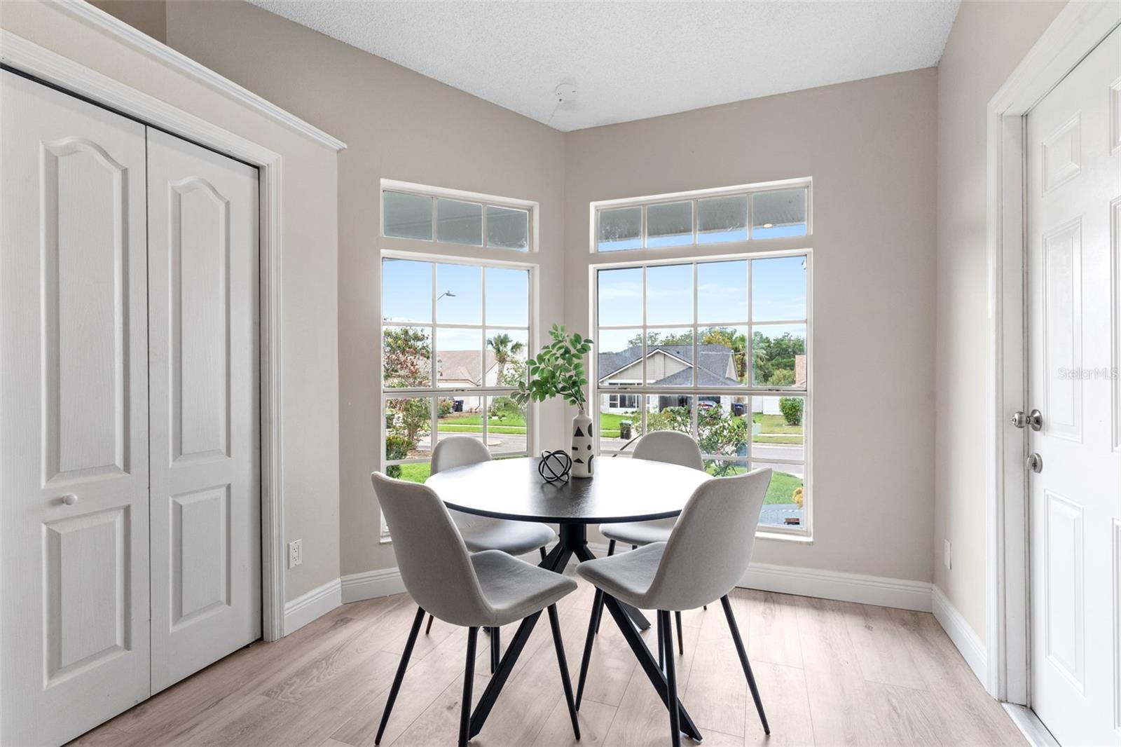 7025 HIAWASSEE OAK DR