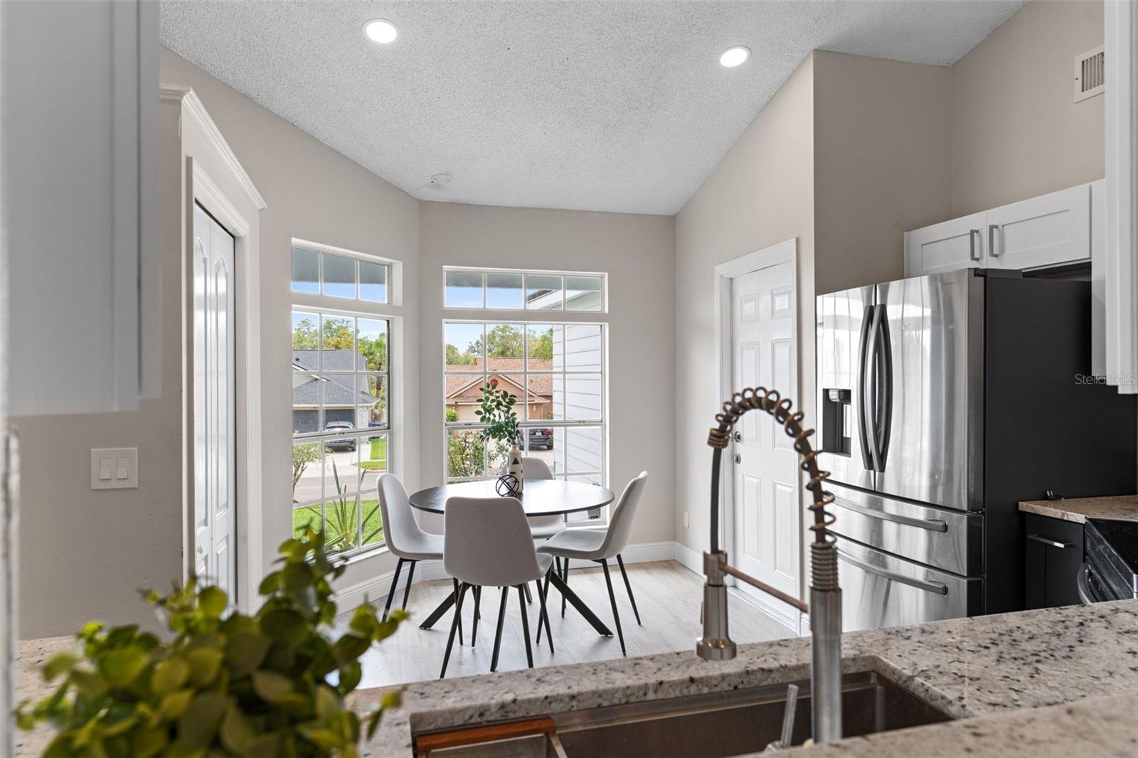 7025 HIAWASSEE OAK DR