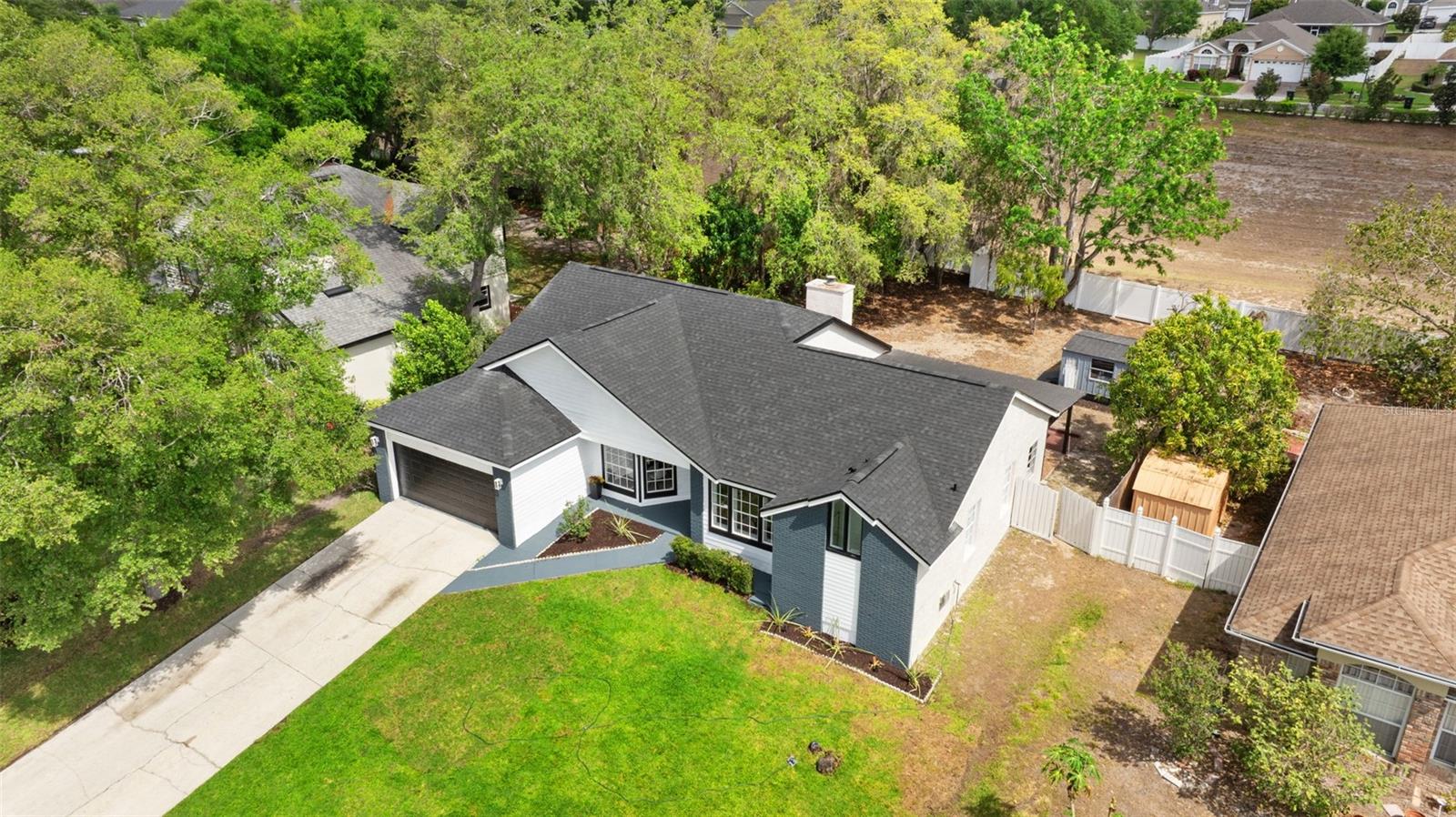 7025 HIAWASSEE OAK DR