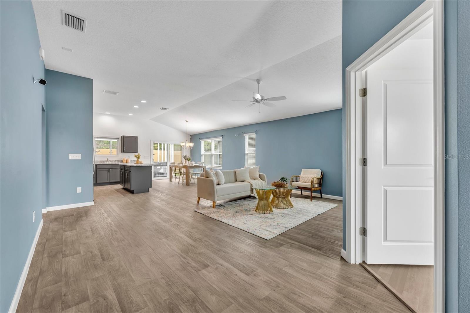 1397 GATLIN PL