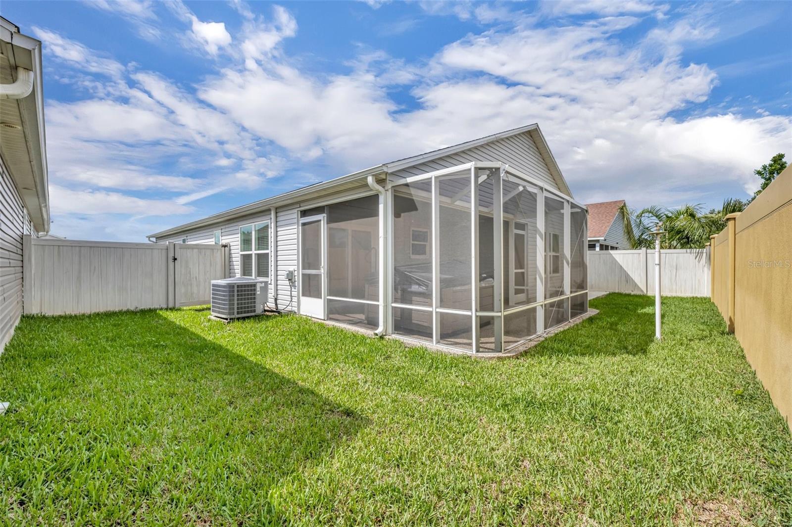1397 GATLIN PL