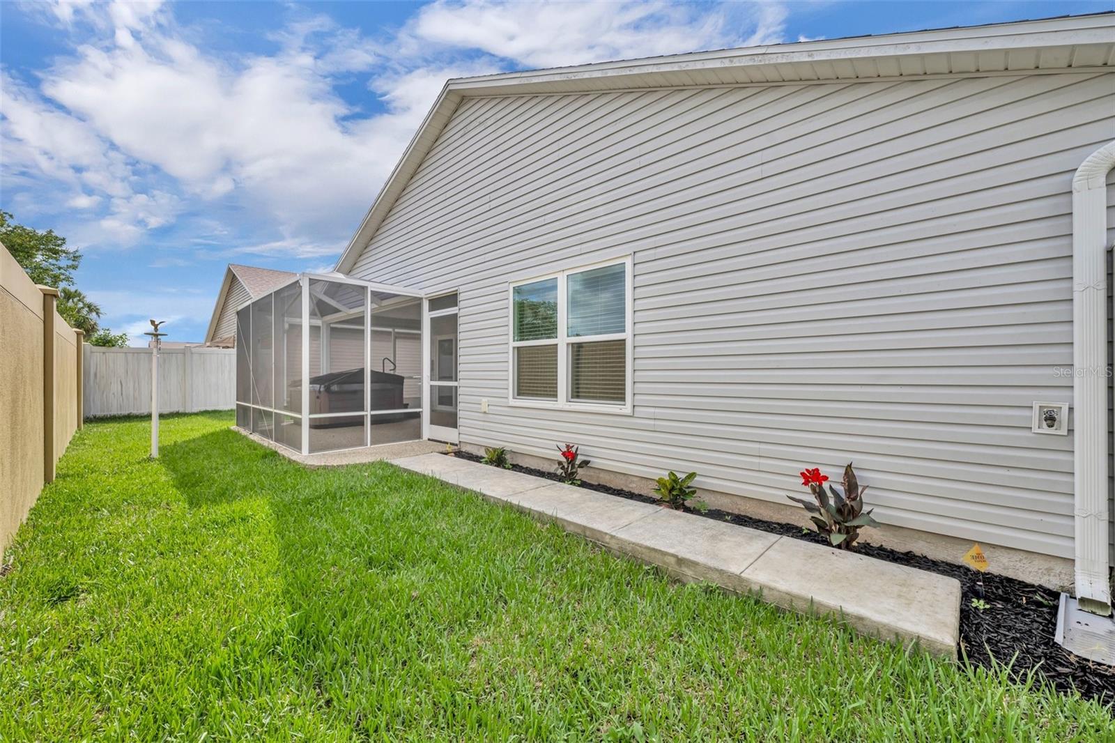 1397 GATLIN PL