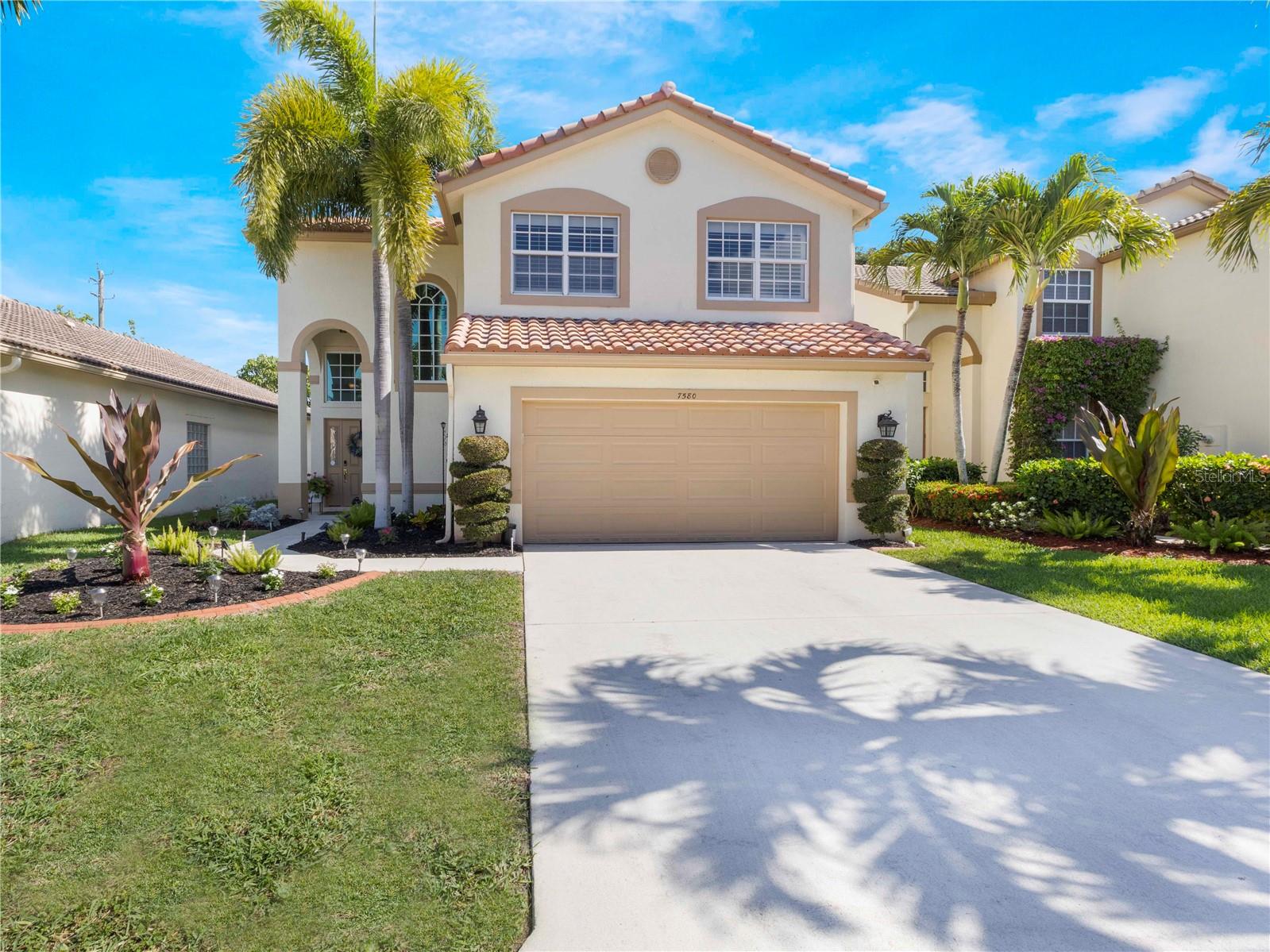 7580 COLONY PALM DR