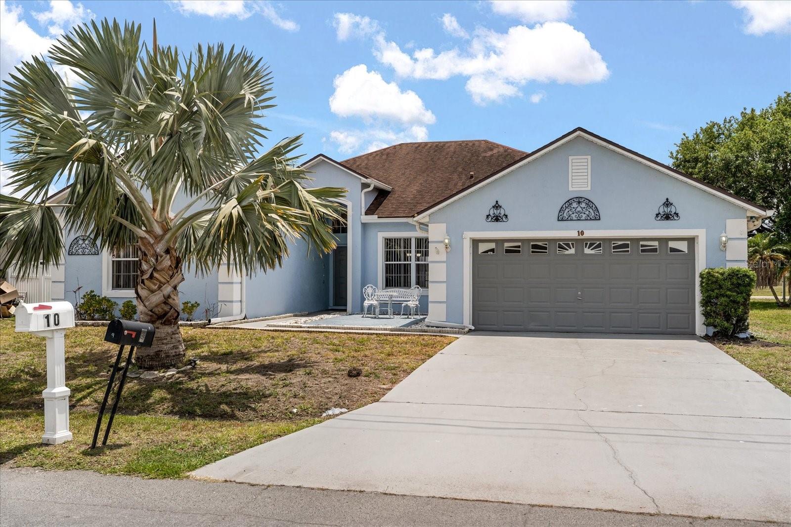 10 ALICANTE CT