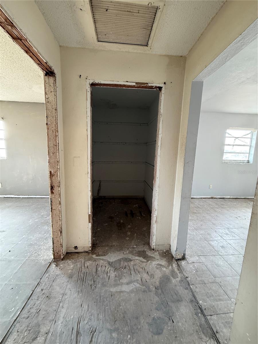 702 WILLIE MAYS PKWY