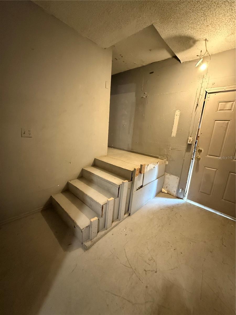 702 WILLIE MAYS PKWY