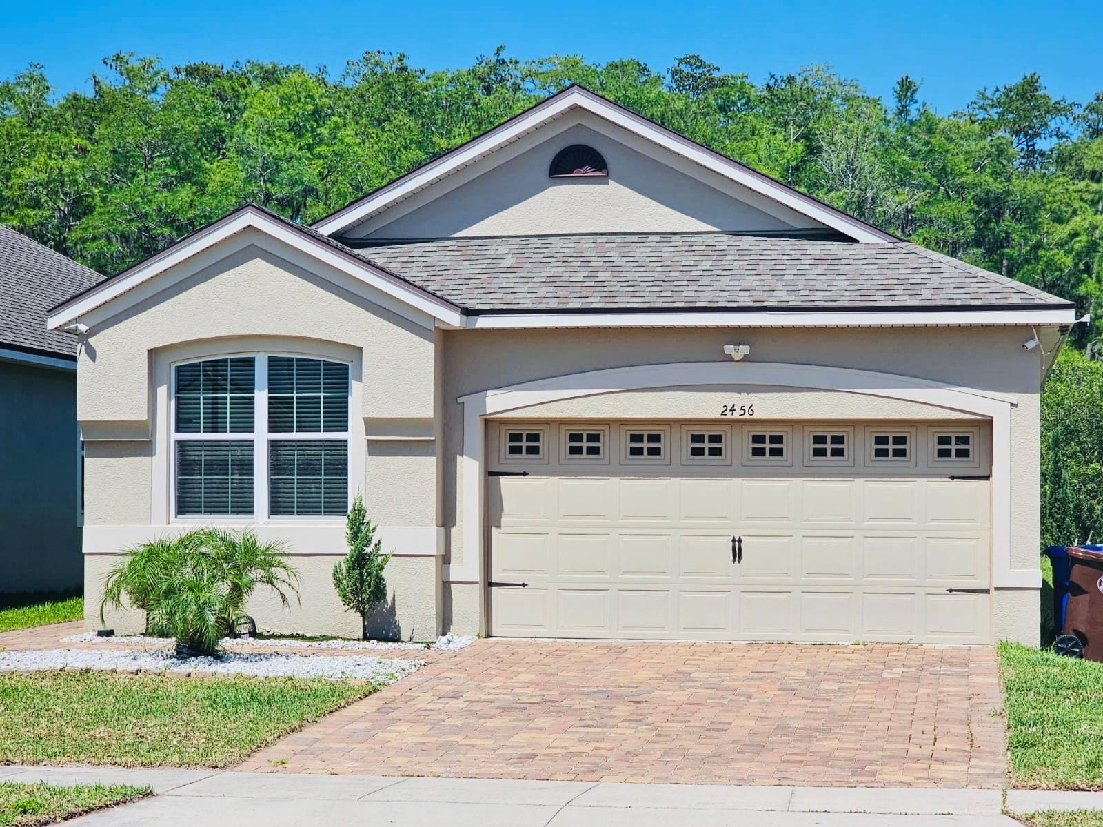 2456 VARENNA LOOP