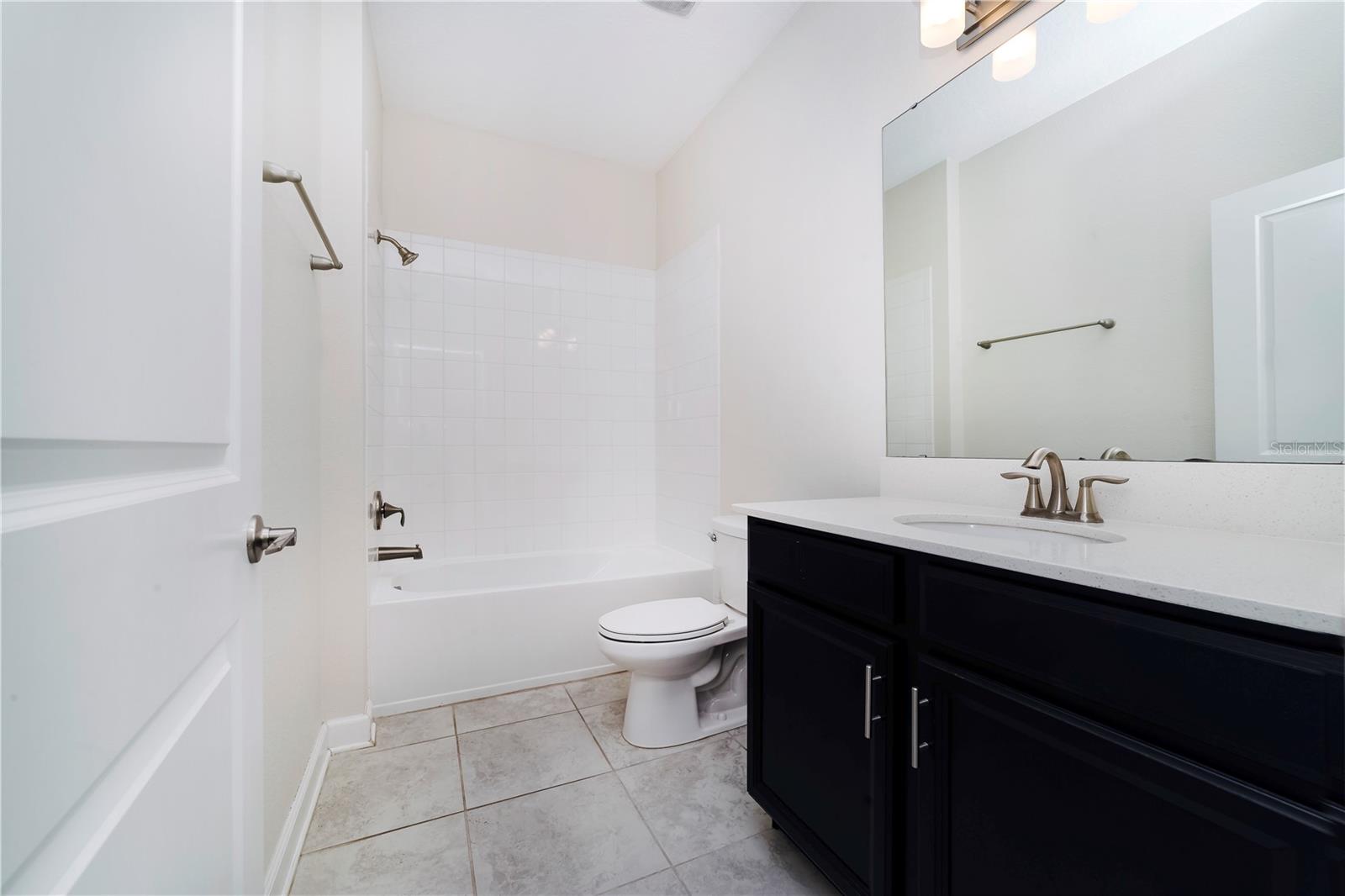 7530 SUMMERLAKE GROVES ST