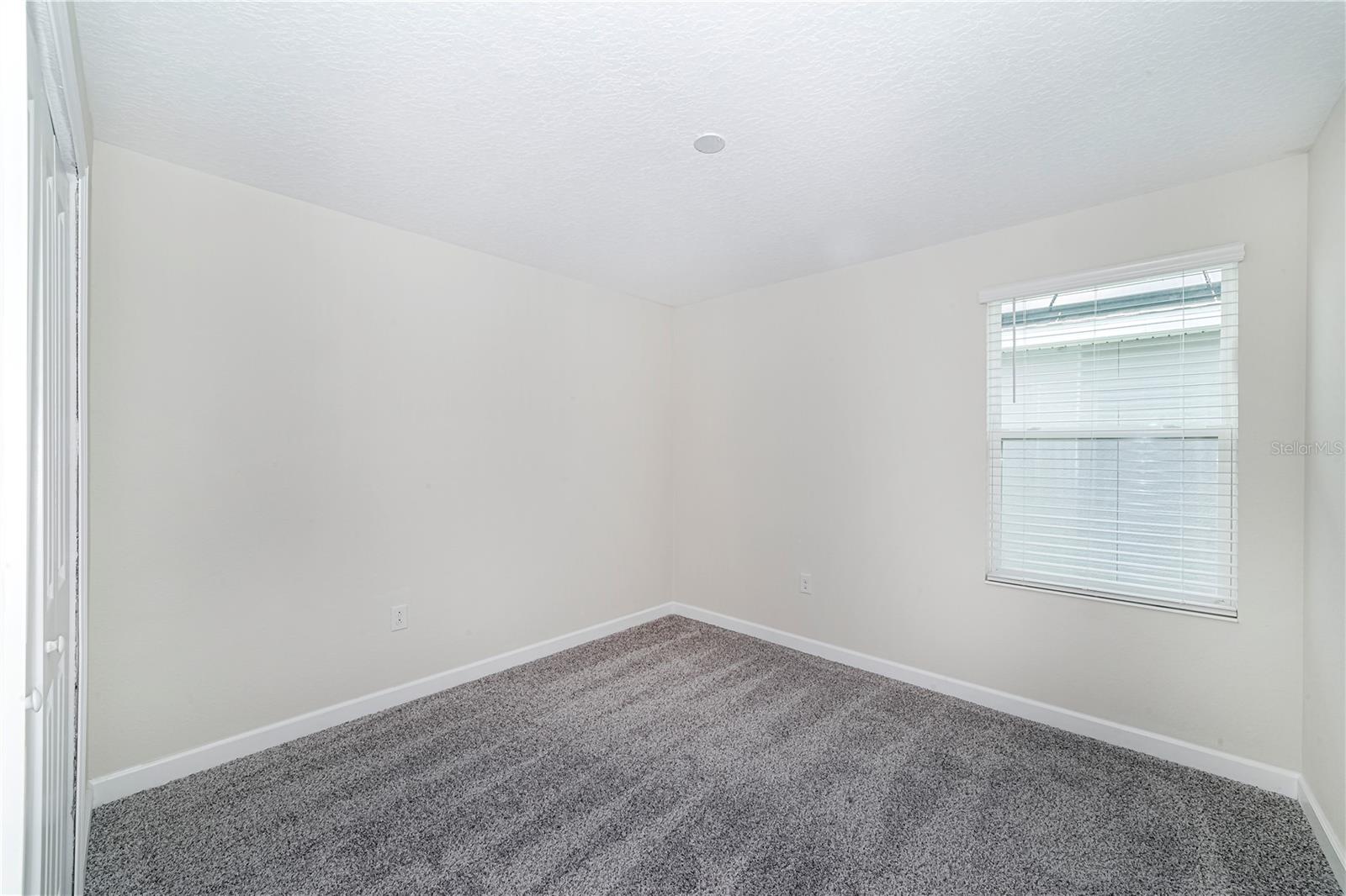 7530 SUMMERLAKE GROVES ST